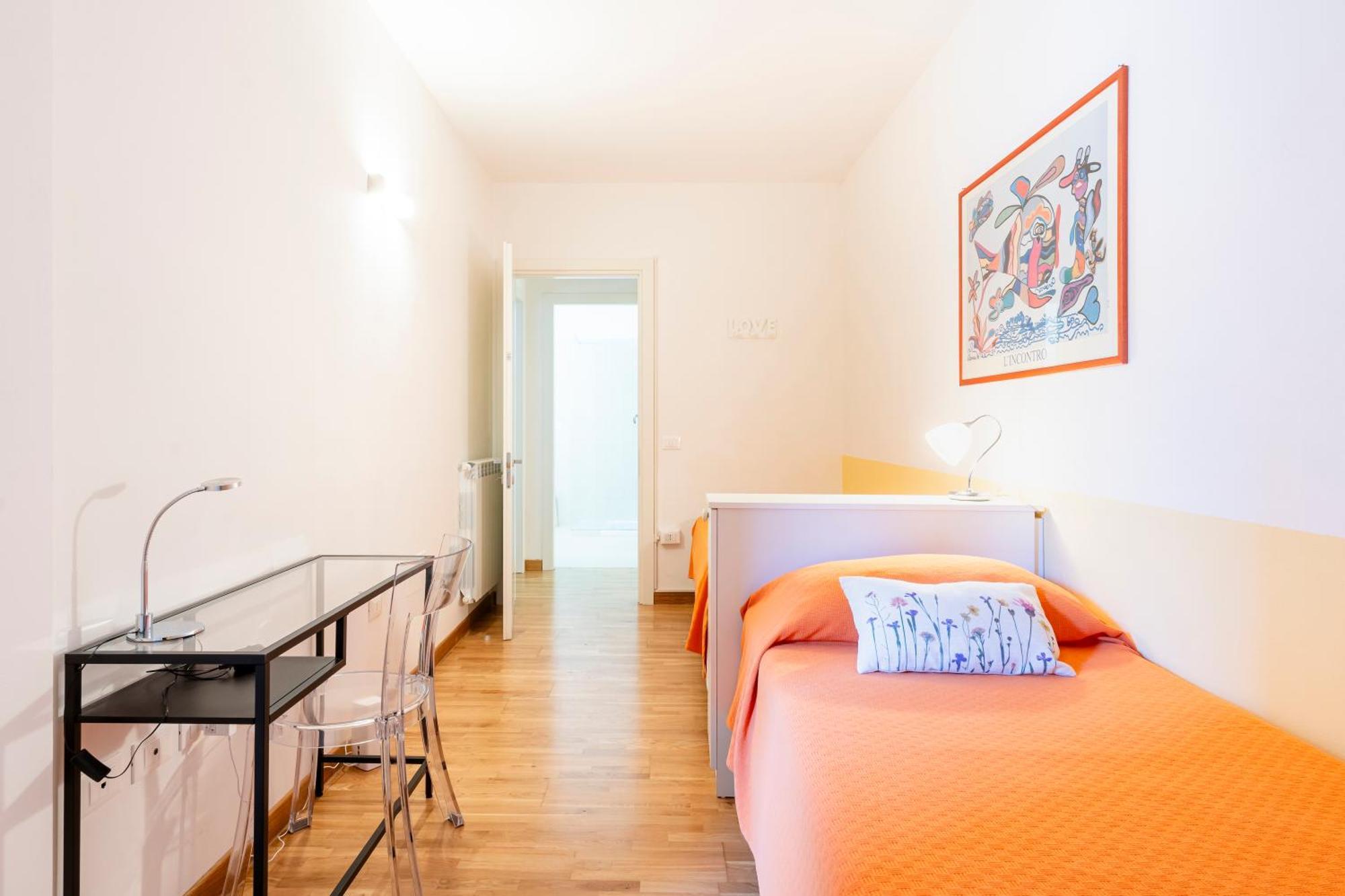 Piazza Cavallotti & Mercato Centrale Apartment! Livorno Buitenkant foto