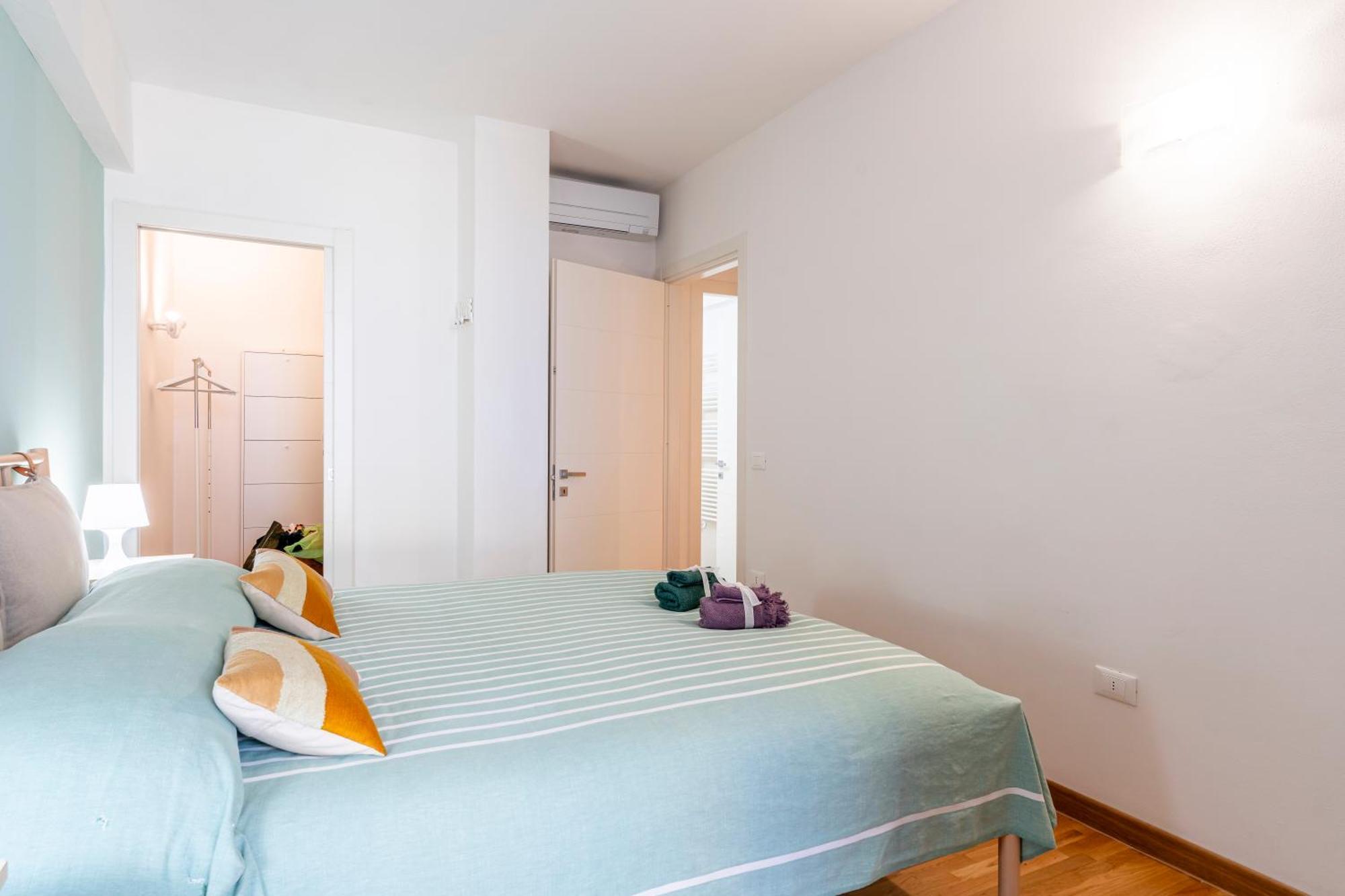 Piazza Cavallotti & Mercato Centrale Apartment! Livorno Buitenkant foto
